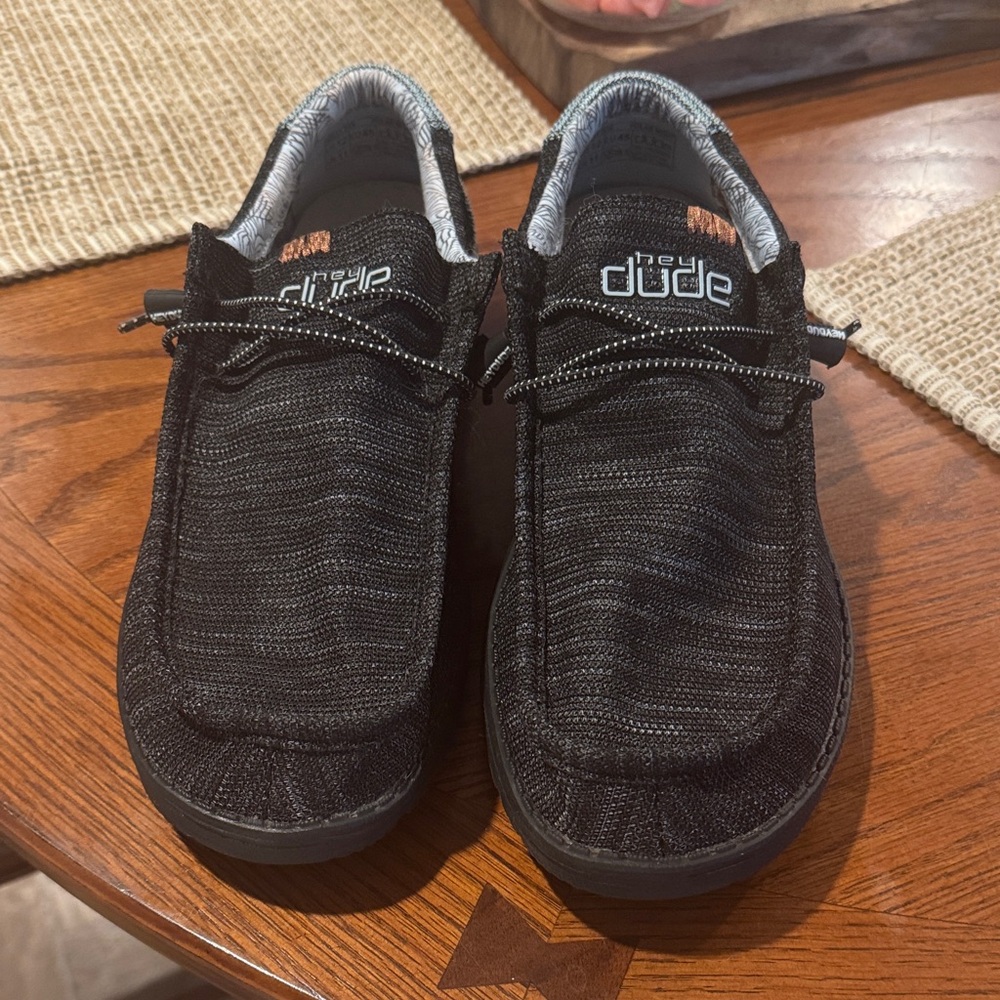 Hey Dude Men's Black Slip-On Loafers Wally Sox